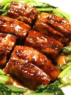 A picture of Juicy Chinese Stewed Pork Belly Blocks.