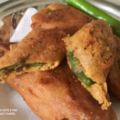 Green chilli pakoda A picture of Green chilli pakoda.