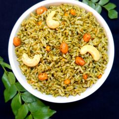 A picture of Karuveppilai Sadam or Curry Leaves Rice.