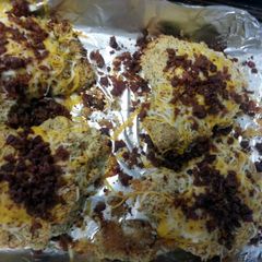 A picture of chicken bacon ranch.