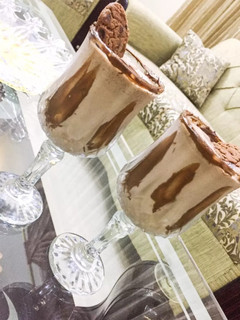 A picture of Cookie Tella Shake🍫🍪.