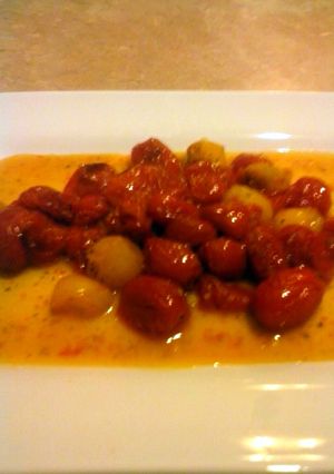 A picture of Oven roasted cherry tomatoes.