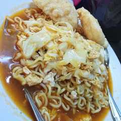 A picture of Mie tektek indomie.