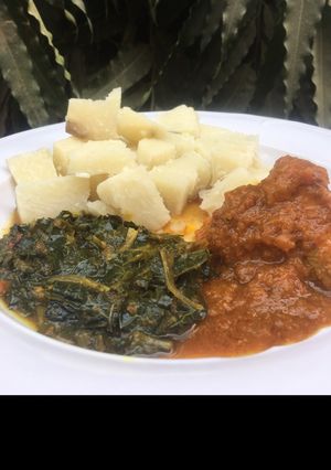 A picture of Yam, stew and veg stew.
