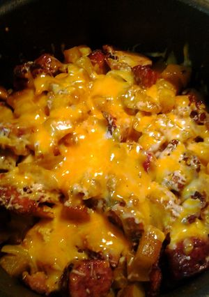 A picture of breakfast in a skillet.