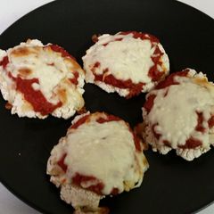 A picture of Ham Snack Pizzas.