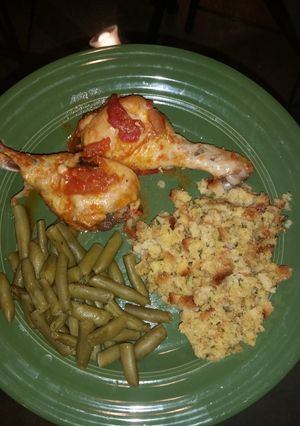 A picture of Becca's Easy Pressure Cooked Garlic Tomato Chicken.