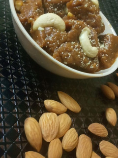 A picture of Besan ki Burfi (Mongi Mithai).