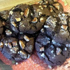 A picture of Turtle cookies.