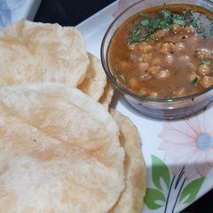 A picture of Chana Puri.