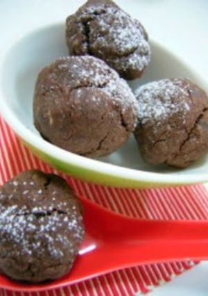 A picture of Instant Chocolate Cookies.