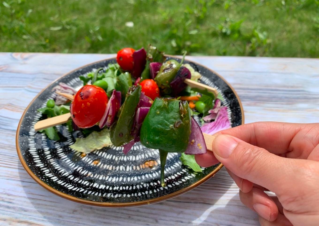Goodness grilled padron chilli, red onions, baby tomatoes with honey mustard