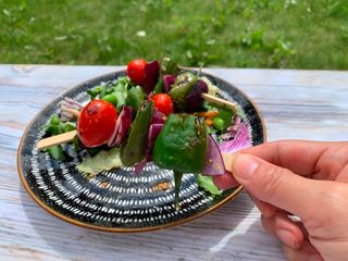 Goodness grilled padron chilli, red onions, baby tomatoes with honey mustard