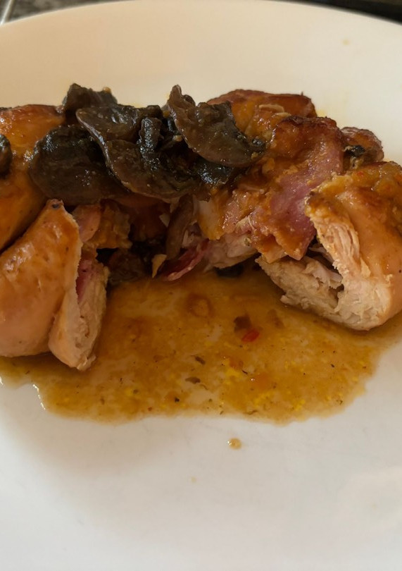 Una foto de Gordon Blue en salsa de Champiñones a la barbecue ❤️