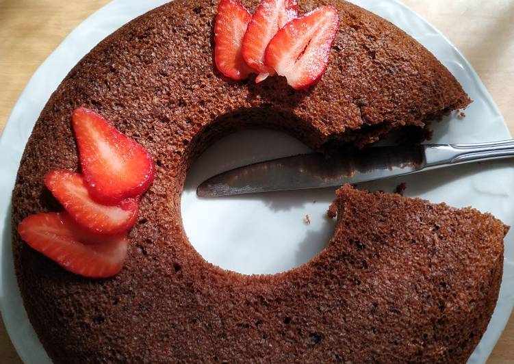 Ciambella cacao e fragole