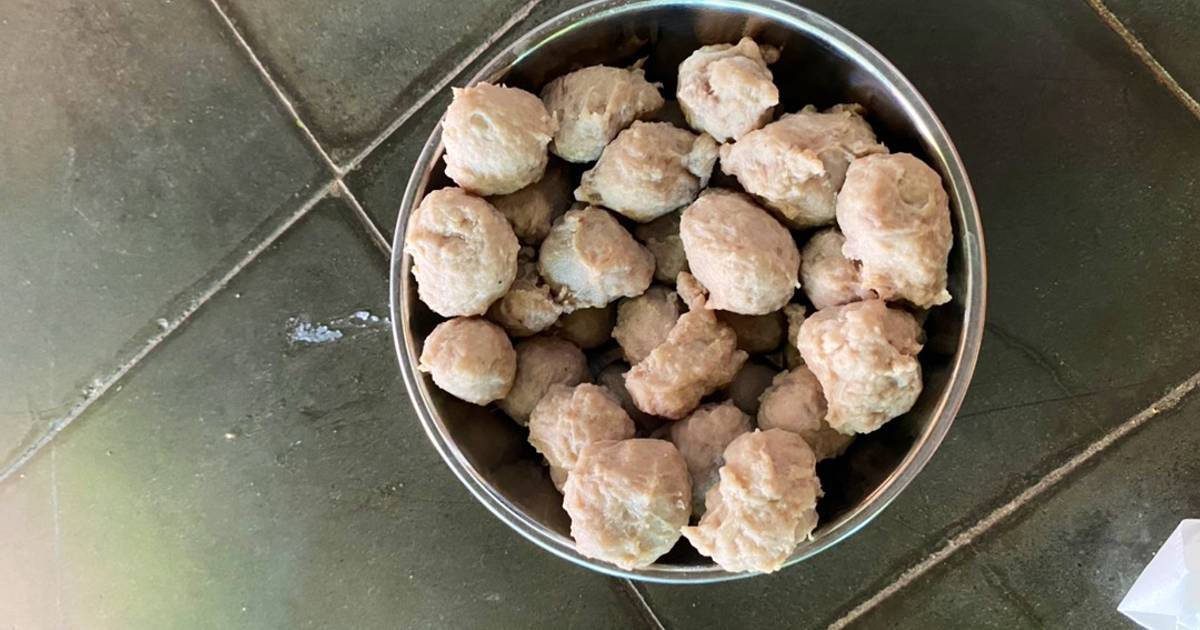 Resep Bakso daging sapi oleh Novi Nur Istichomah - Cookpad