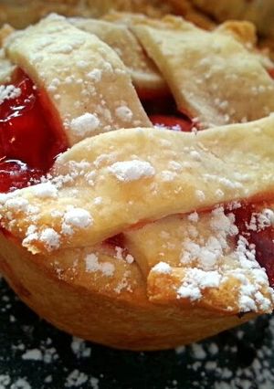 A picture of Ray's Mini Cherry Pies.