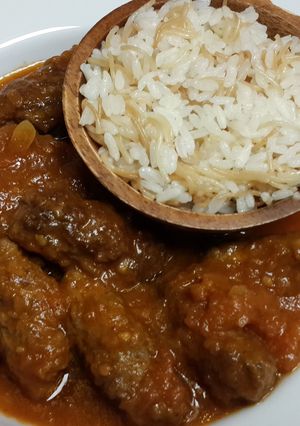 A picture of Kebab Hindi (Meatballs).