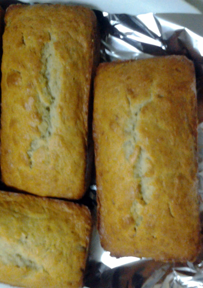 A picture of Banana Bread.