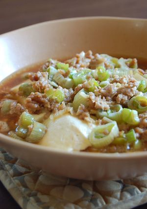 A picture of Microwave-Steamed Ground Beef and Tofu.