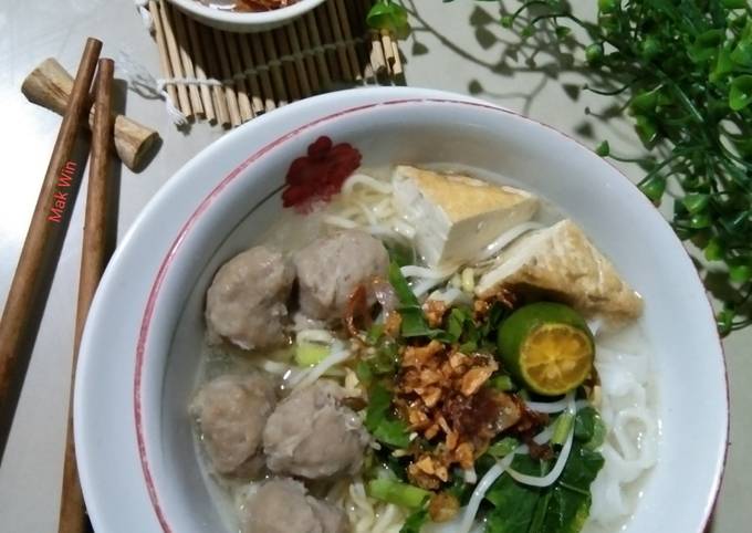 Bakso kwetiaw