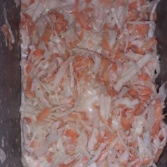 A picture of Coleslaw salad.