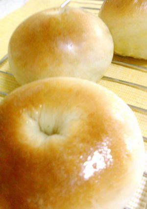 A picture of Easy Hand Kneaded Bagel.