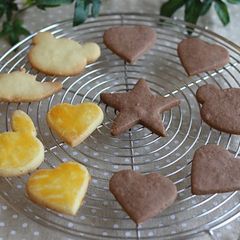 A picture of Crispy and Delicious Cut-Out Cookies.