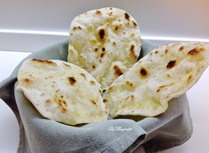 Foto di Pane arabo senza lievito cotto in padella