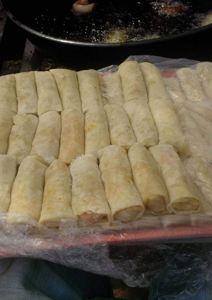A picture of Spring roll.