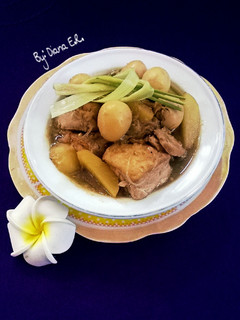 Foto resep Semur Tahu (isi telur puyuh, kentang, ayam dan soun)
