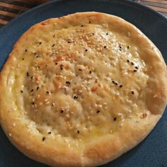 A picture of Kulcha Naan.