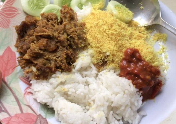 Anti Ribet, Bikin Nasi Krawu Daging Khas Jawa Timur Rumahan