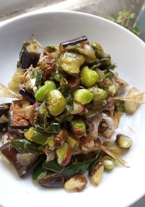 Foto resep Sambal cabe ijo ikan kuning terong dan kacang roti