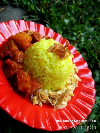 Cara Simple Membuat Resep  Nasi Kuning 🍚 Magicom super Praktis - FLo yang Bikin Ngiler, Sempurna