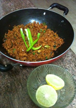 A picture of Kheema or minced lamb.