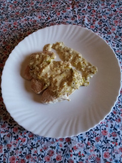 Una foto de Solomillo de pavo con salsa de puerros