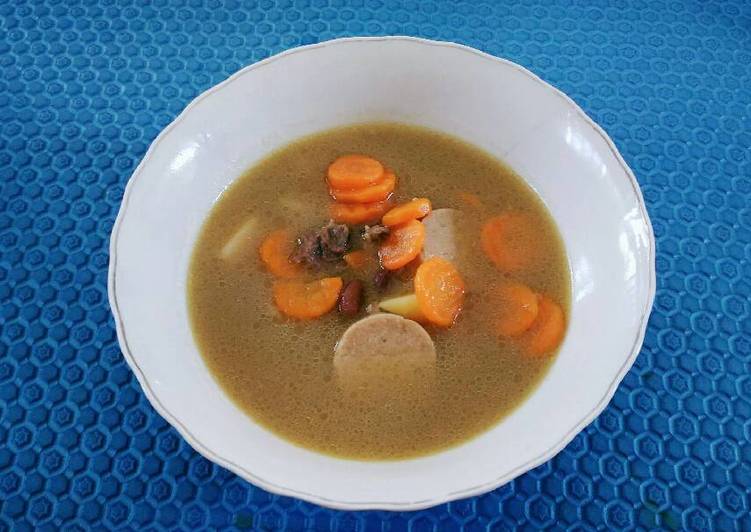 Sup Kacang Merah dengan Daging Sapi dan Galantin