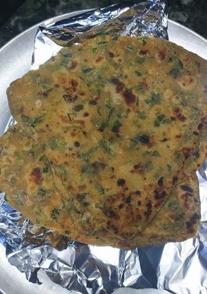 मेथी पराठा (methi paratha recipe in Hindi) रेसिपी मुख्य फोटो