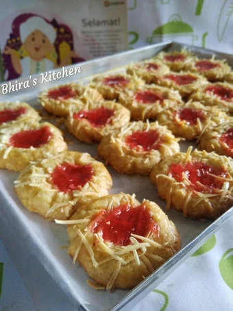 Easy Steps to Prepare Strawberry Thumbprint Cookies the So Delicious Appealing
