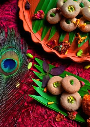 মথুরা পেঁড়া (Mathura peda recipe in bengali) রেসিপির প্রধান ছবি