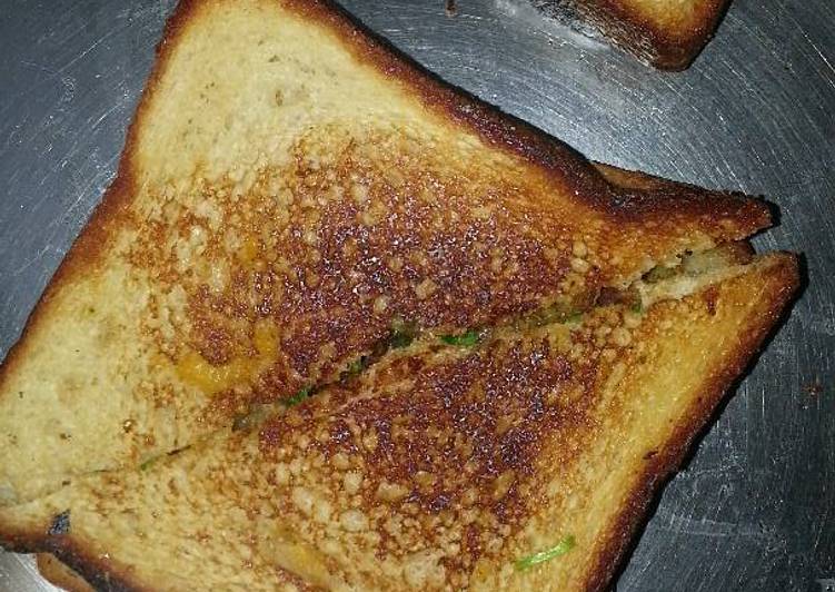 Recipe of Favorite Aloo chaat Tawa toast