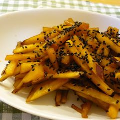 A picture of Sweet Potatoes Appetizer with Dinner or with Drinks.