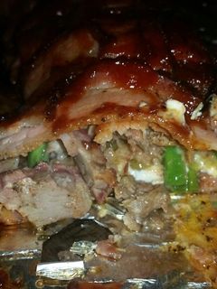 A picture of Pulled Pork Bacon Bomb.