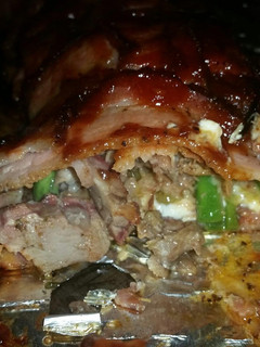 A picture of Pulled Pork Bacon Bomb.