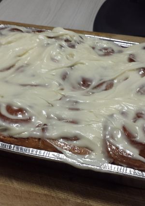 A picture of Gooey Cinnamon Rolls.