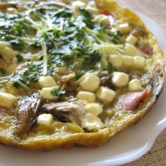 A picture of Maitake Mushroom and Sausage Cheese Omelette.