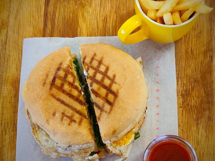 Recipe Potato Burger with French Fries the Can Spoil the Tongue Really delicious