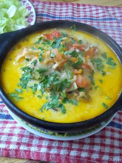 Una foto de Cazuela de mariscos y pescado