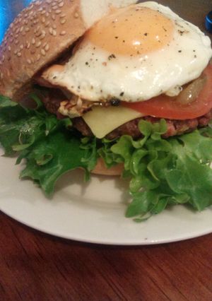 A picture of Hearty Beef Burger.